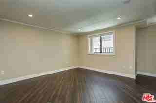 1211 9th St #201 - Photo 7 of 8