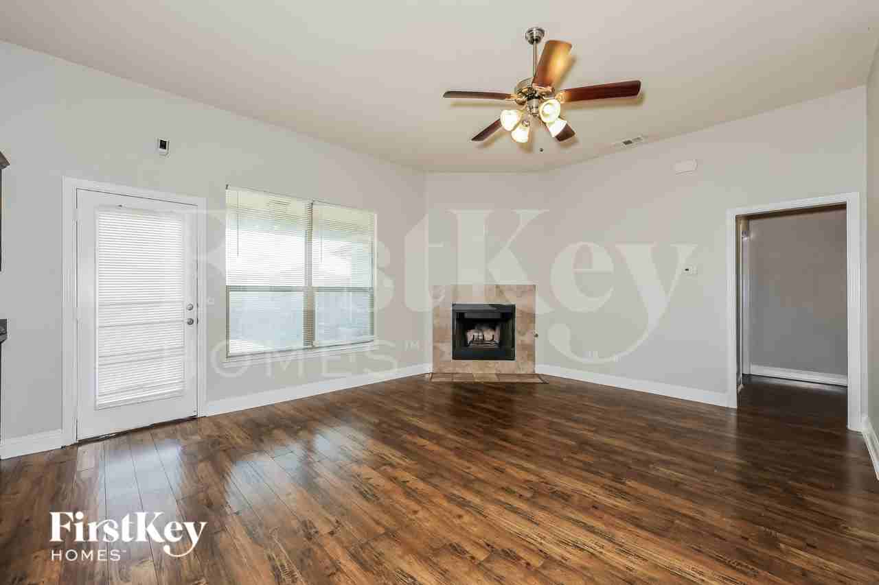 614 Canvas Ct - Photo 3 of 19