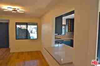 3116 W 81st St - Photo 7 of 8