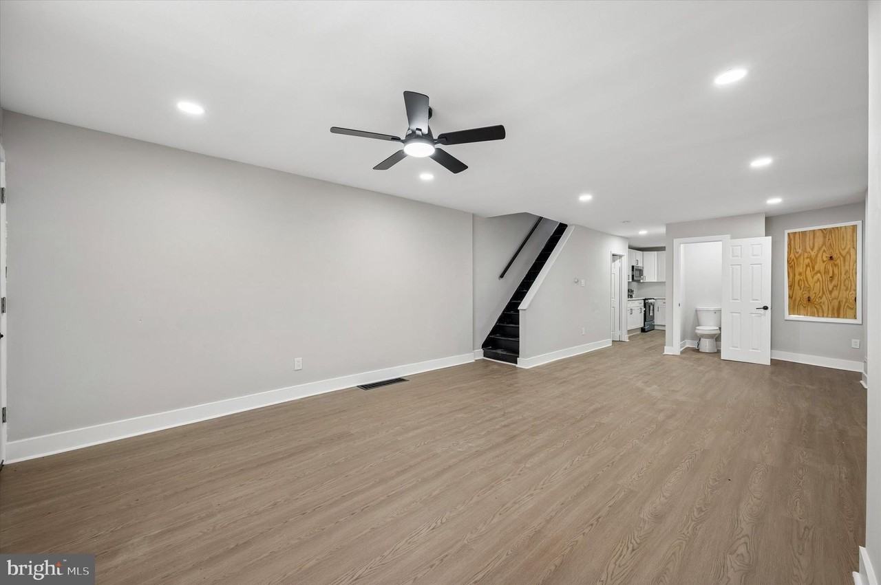 40 W Reger St - Photo 2 of 19