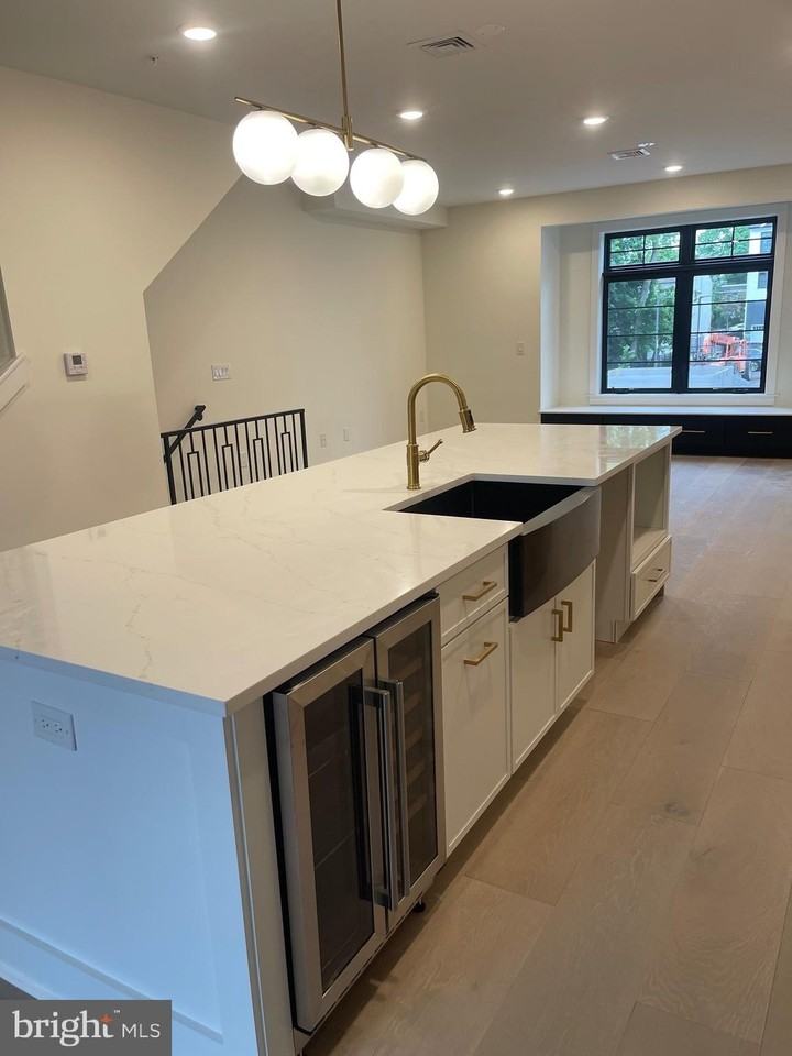 7519 Ridge Ave - Photo 5 of 26