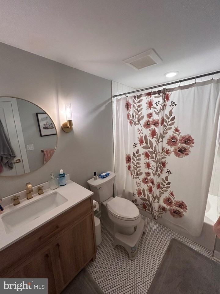 5830 Henry Ave - Photo 6 of 9