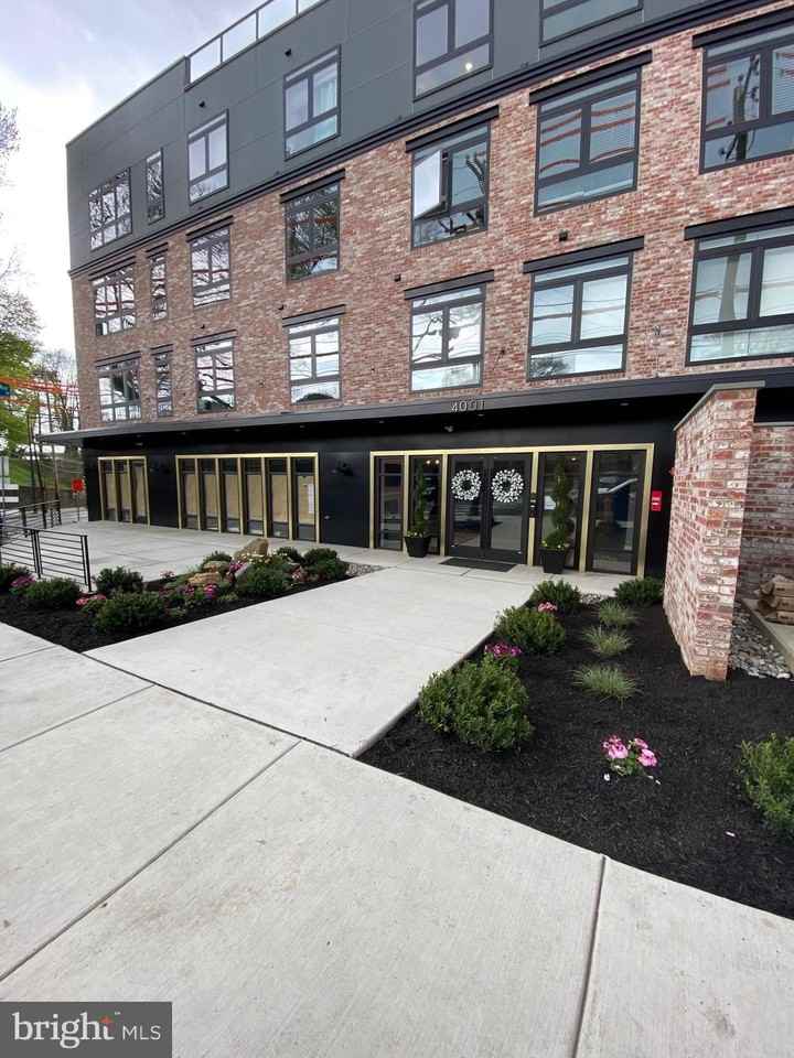 4007 Ridge Ave - Photo 3 of 14