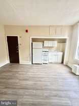 5040 Walnut St Apt 3r - Photo 1 of 1