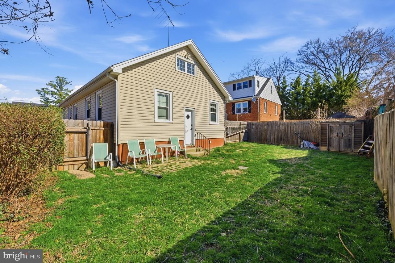 5114 19th Rd N - Photo 2 of 11