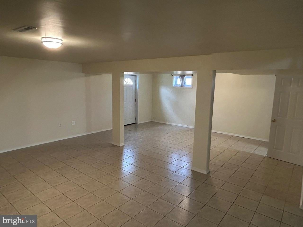 23181 Tidewater Trl - Photo 4 of 16