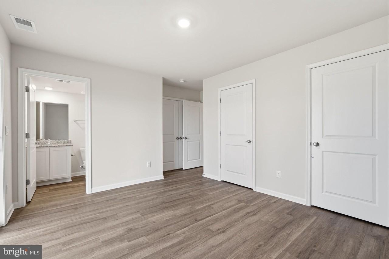 151 Willett Hollow St - Photo 3 of 22