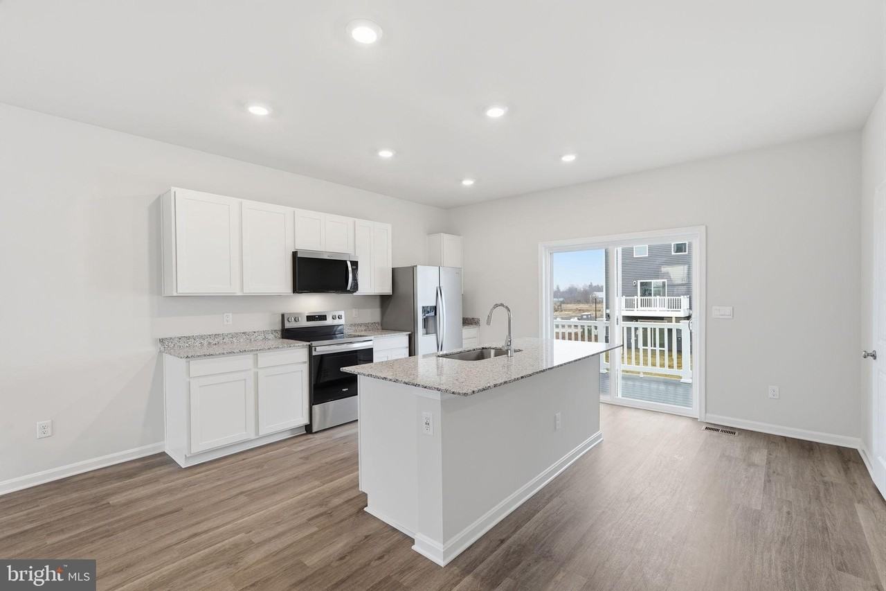 151 Willett Hollow St - Photo 5 of 22