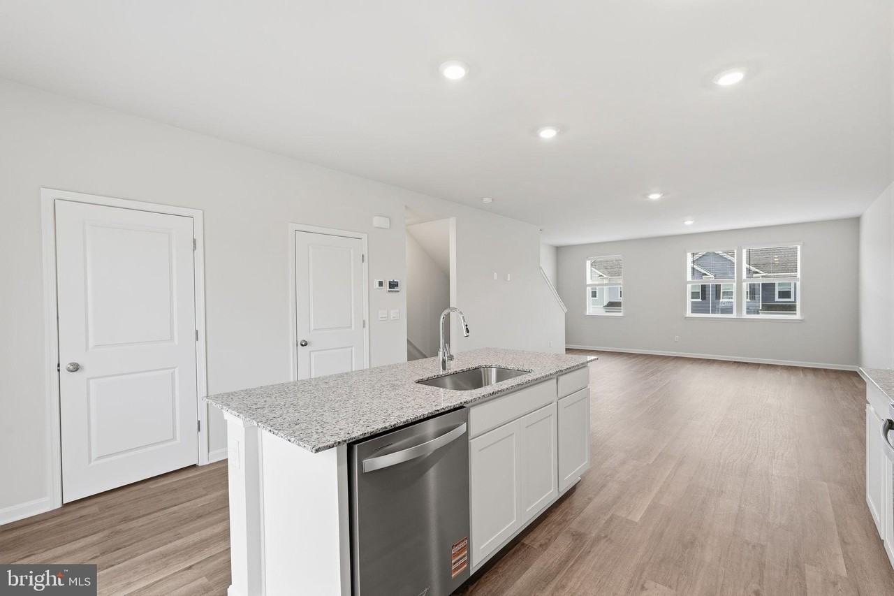 151 Willett Hollow St - Photo 7 of 22