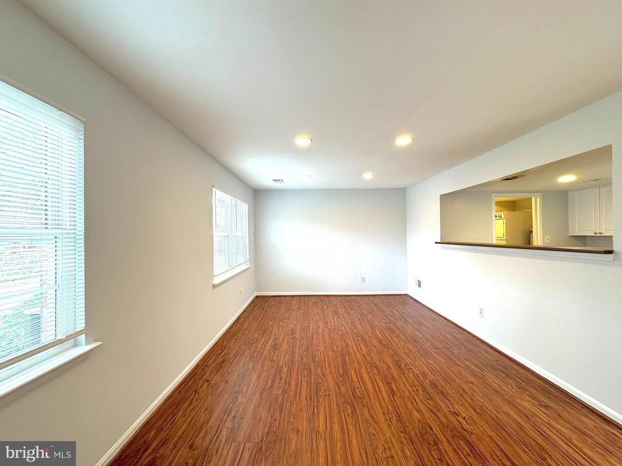 9671 Hagel Cir Unit 34 - Photo 3 of 21