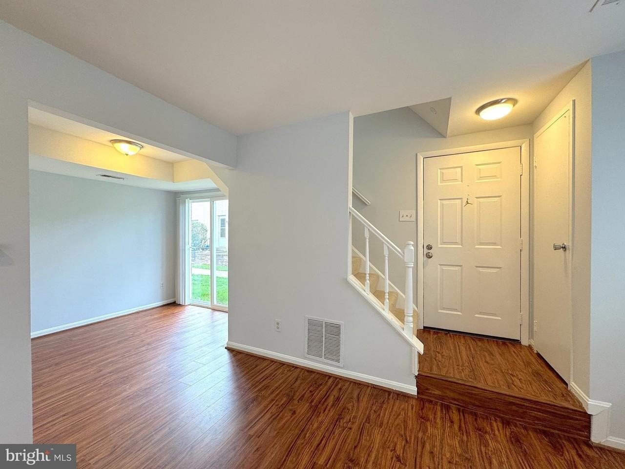 9671 Hagel Cir Unit 34 - Photo 6 of 21