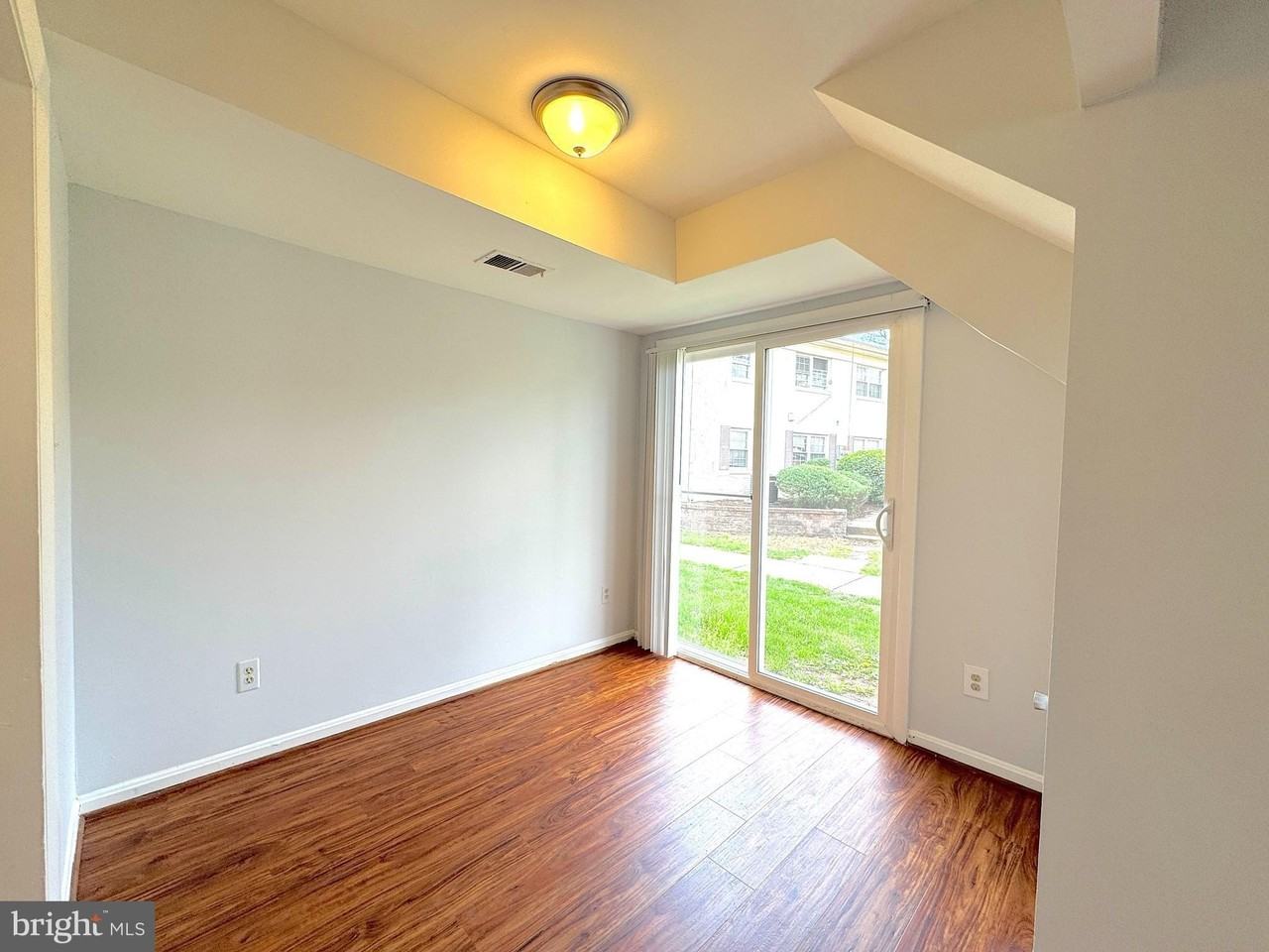 9671 Hagel Cir Unit 34 - Photo 7 of 21