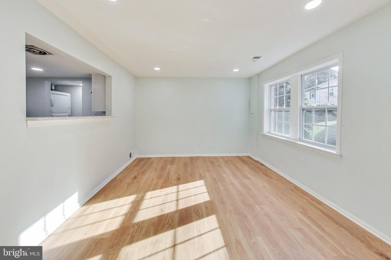 9841 Hagel Cir - Photo 2 of 29