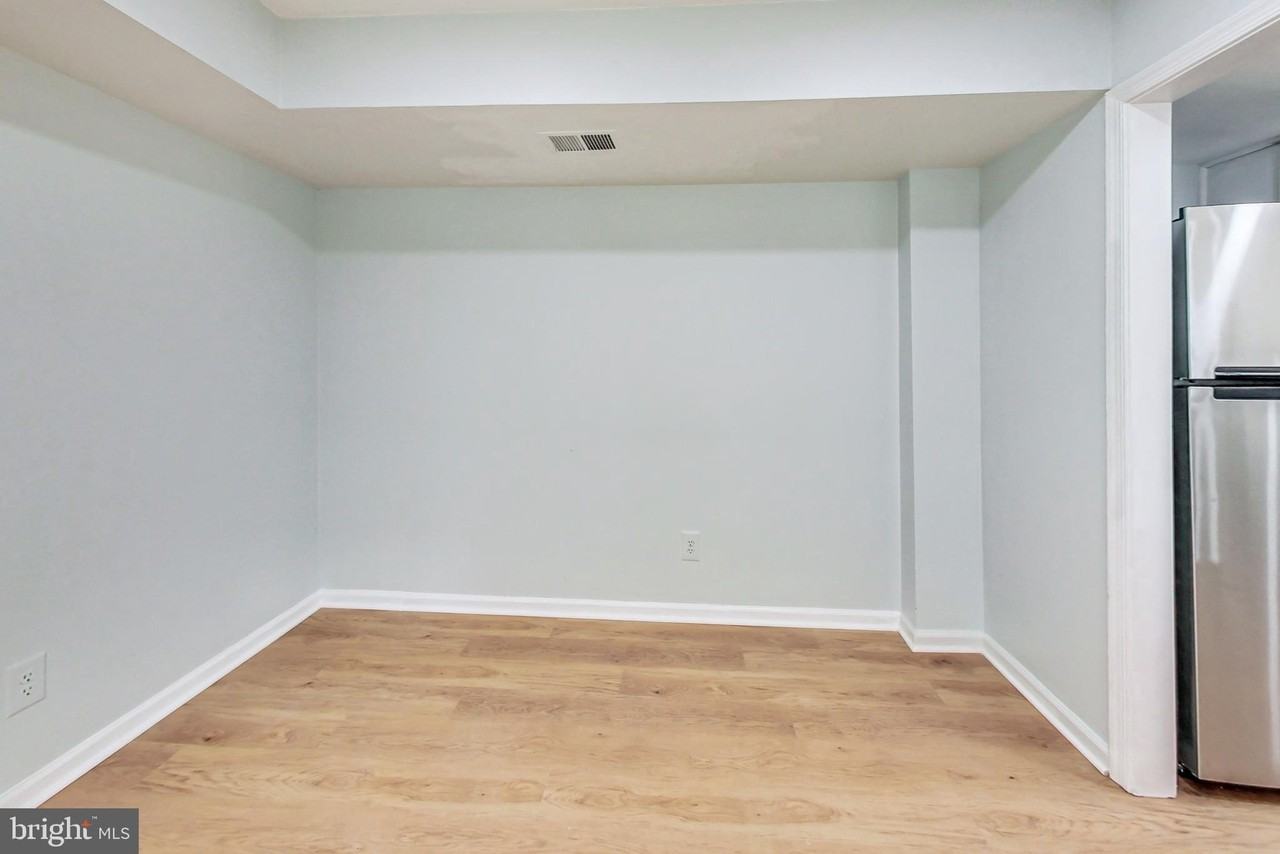 9841 Hagel Cir - Photo 5 of 29