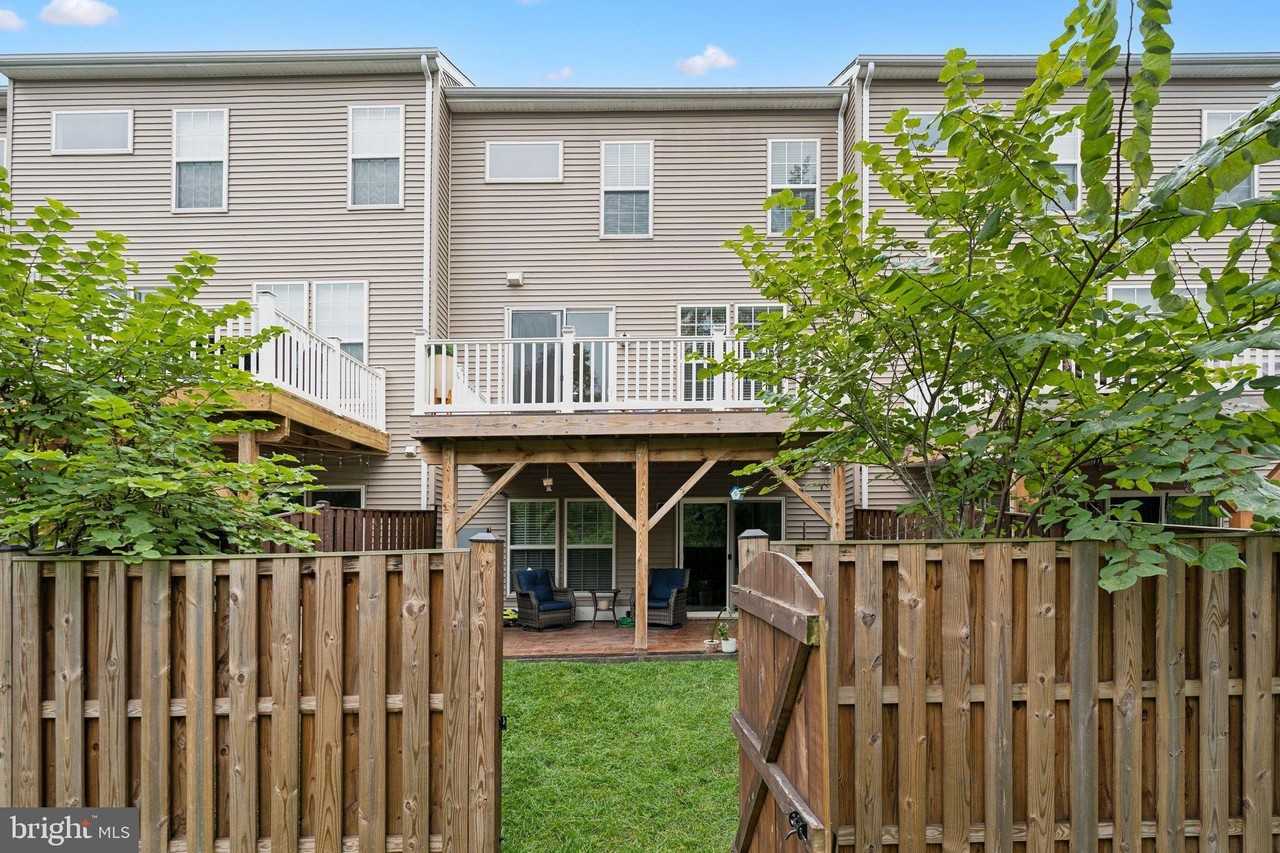 9154 Wyche Knoll Ln - Photo 3 of 26