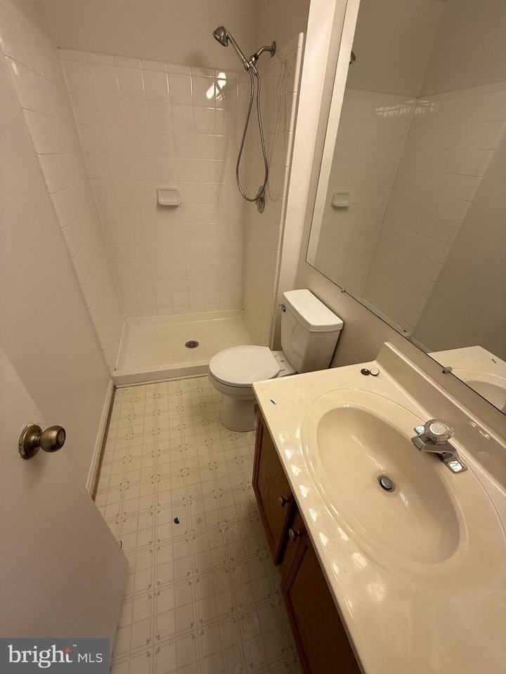 10727 Gideon Ct - Photo 6 of 16