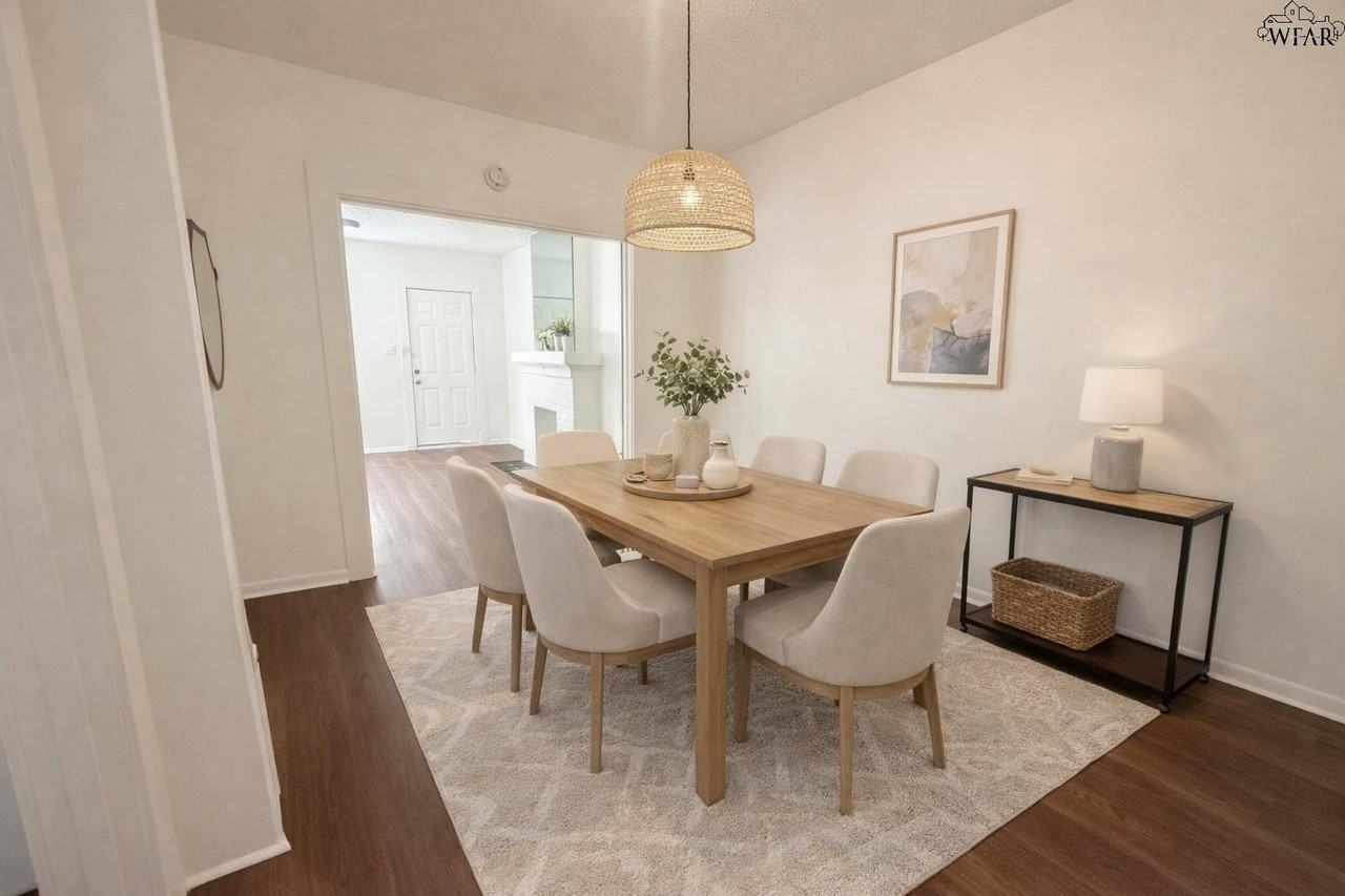 611 Sunset Dr #1-2 - Photo 4 of 7