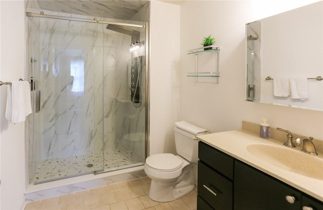 161 S 16th St - Photo 6 of 36