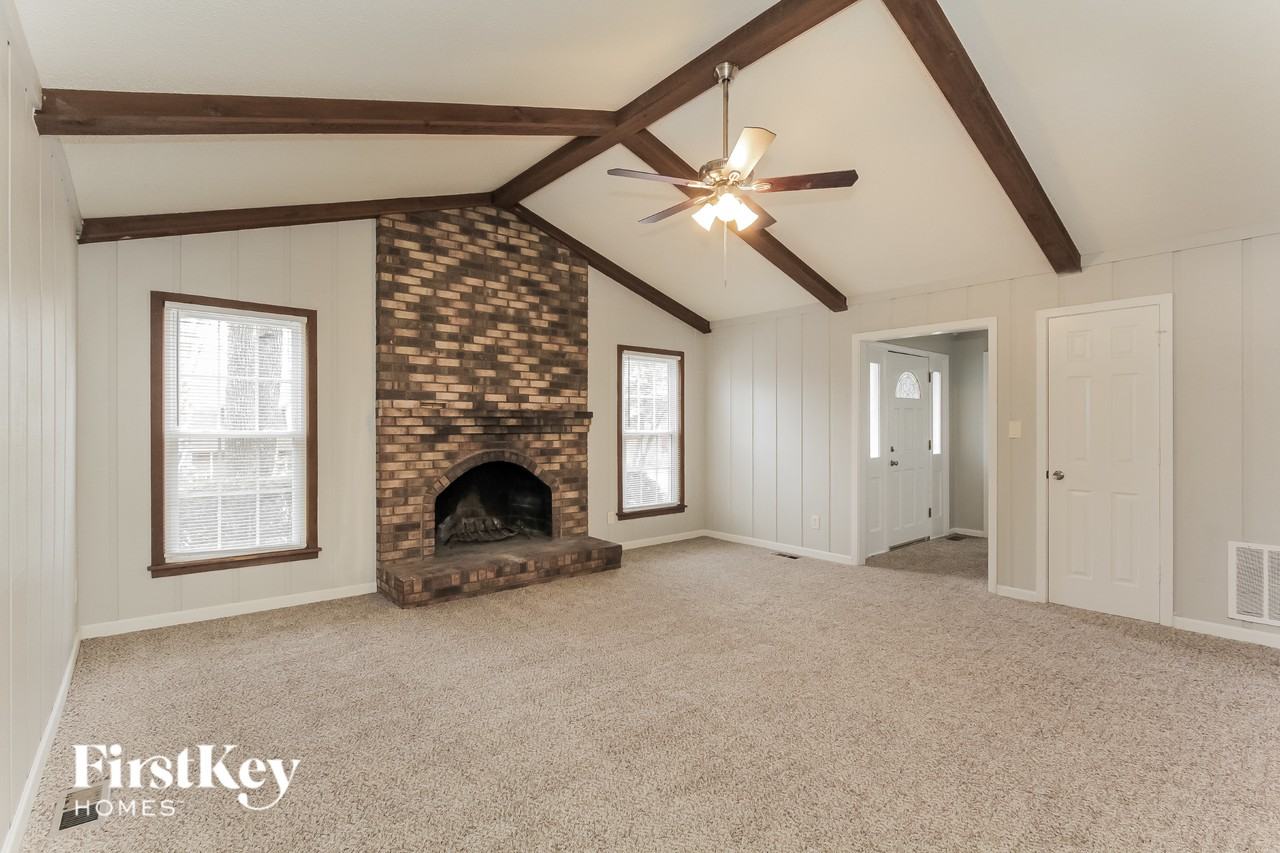 11106 Five Cedars Rd - Photo 5 of 15