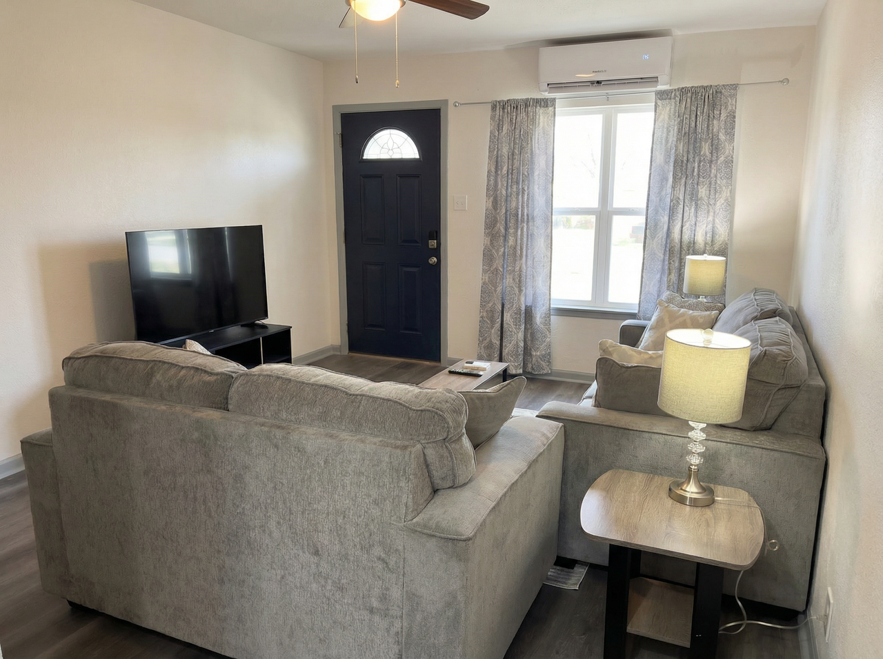 820 Coleman St - Photo 6 of 6