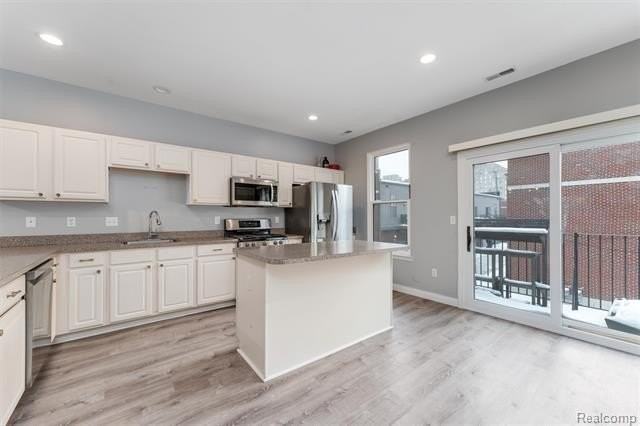 7609 Woodward Ave - Photo 5 of 24