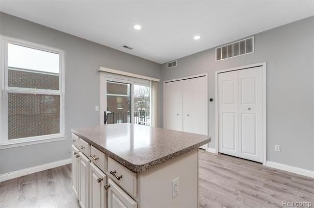 7609 Woodward Ave - Photo 6 of 24