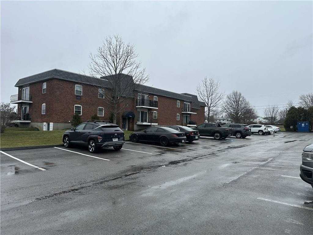3 Admiralty Dr Apt 3-3 #3-3 - Photo 2 of 20