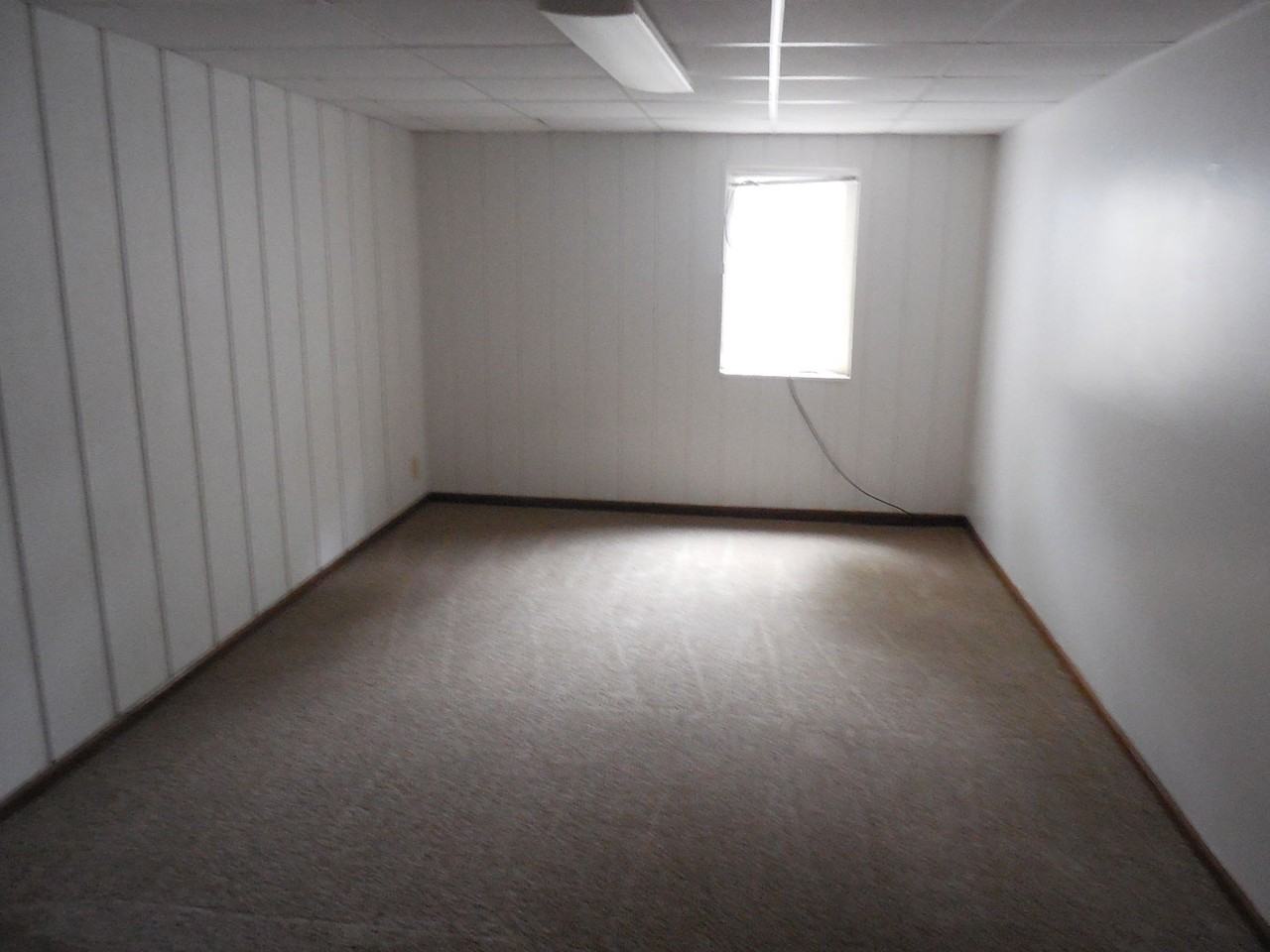 1116 W 29th Ter - Photo 6 of 7