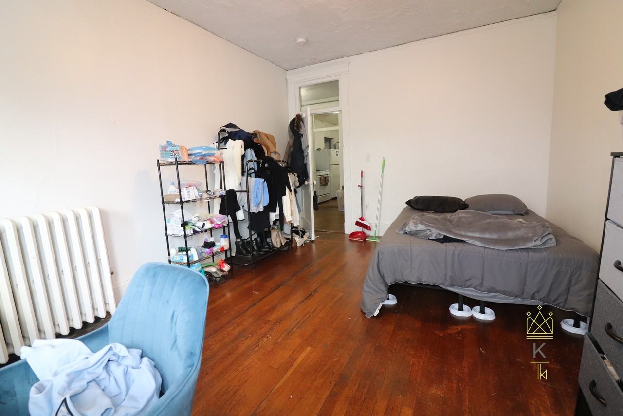238 Hemenway St #6 - Photo 5 of 12