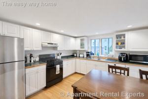 featured image of 24 Watson St