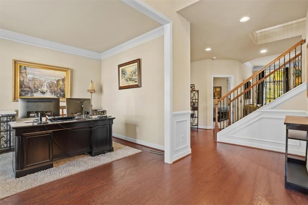 821 Tramore Ct - Photo 7 of 50