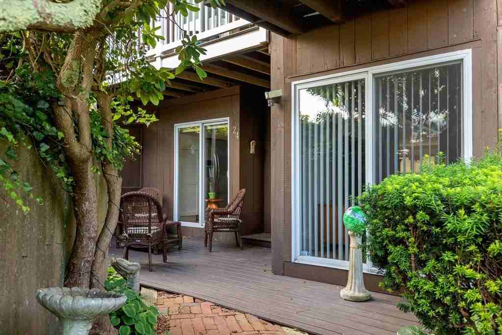 24 Ships View Ter - Photo 5 of 35