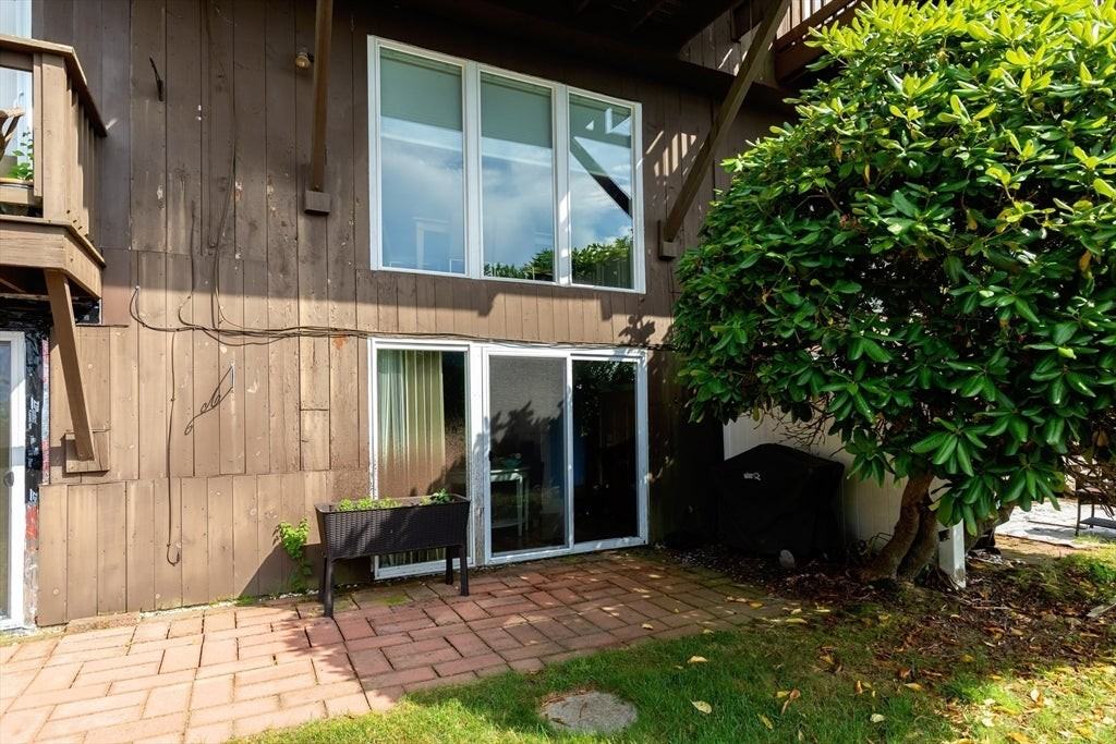 24 Ships View Ter - Photo 7 of 35