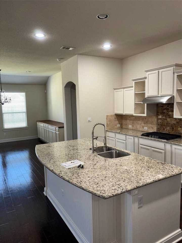 509 Fair Oaks Dr - Photo 5 of 27