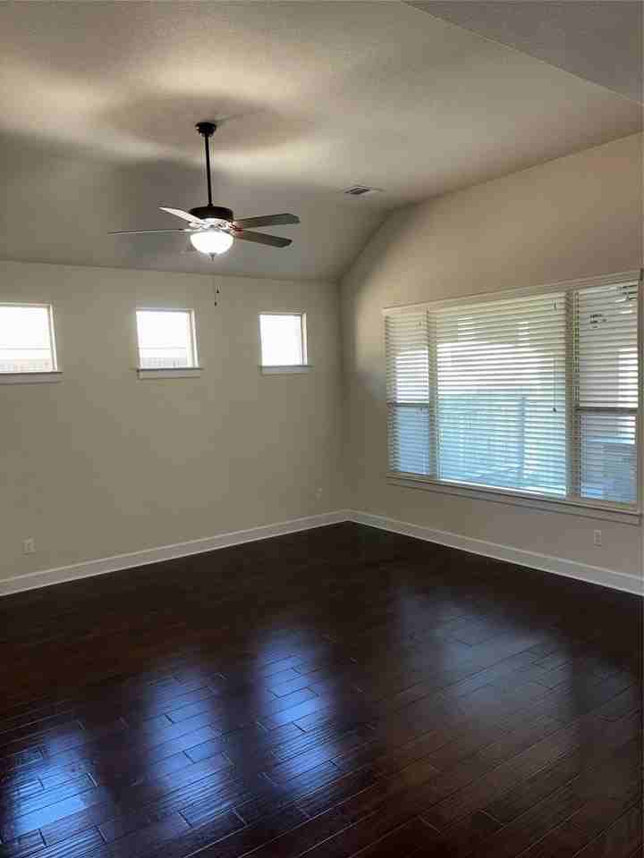 509 Fair Oaks Dr - Photo 7 of 27