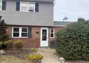 855 E Walnut St ##2 - Photo 1 of 1