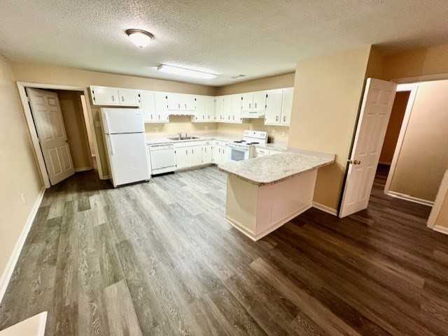 1927 Buck Ln Apt A - Photo 7 of 24