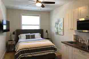 155 W Santa Clara St #307 - Photo 1 of 1