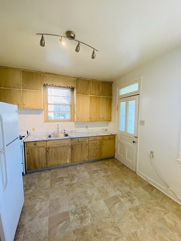 215 Fairchild St #2 - Photo 2 of 27