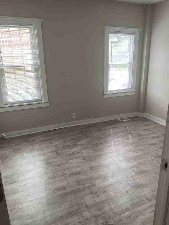 68 W University St - Photo 7 of 16