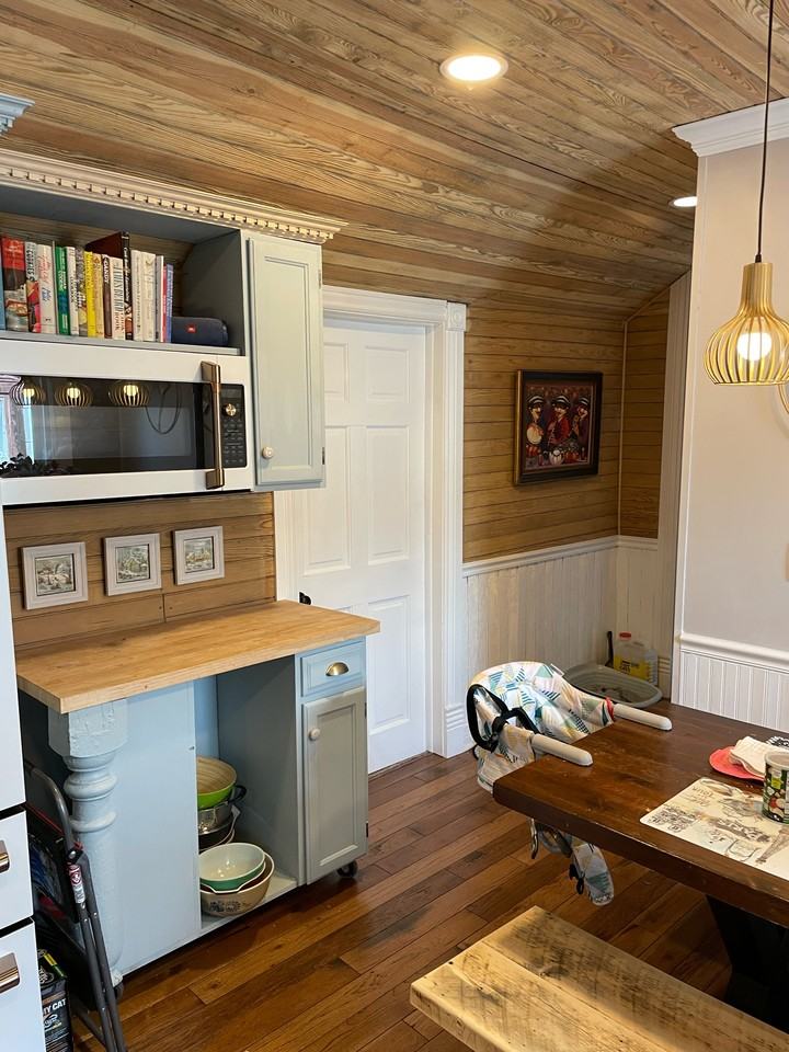 129 W 4th St - Photo 4 of 13