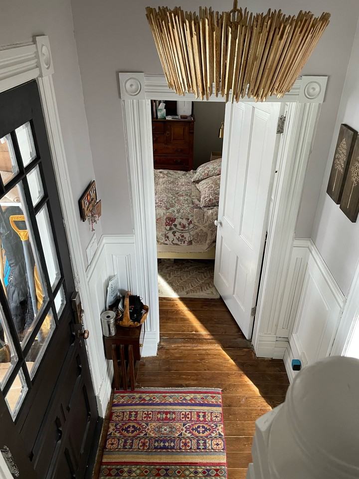 129 W 4th St - Photo 5 of 13