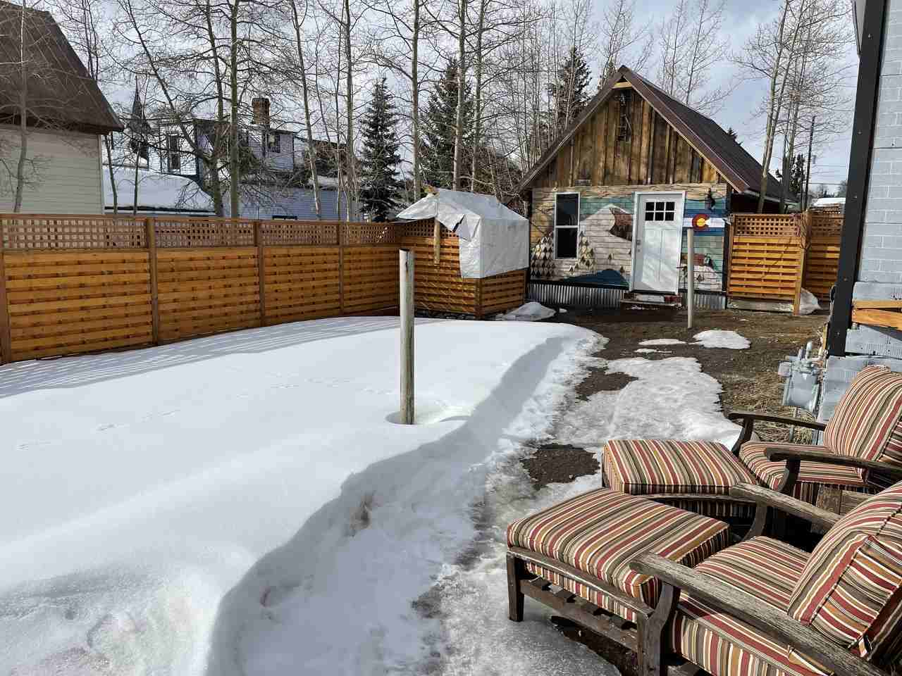 129 W 4th St - Photo 6 of 13