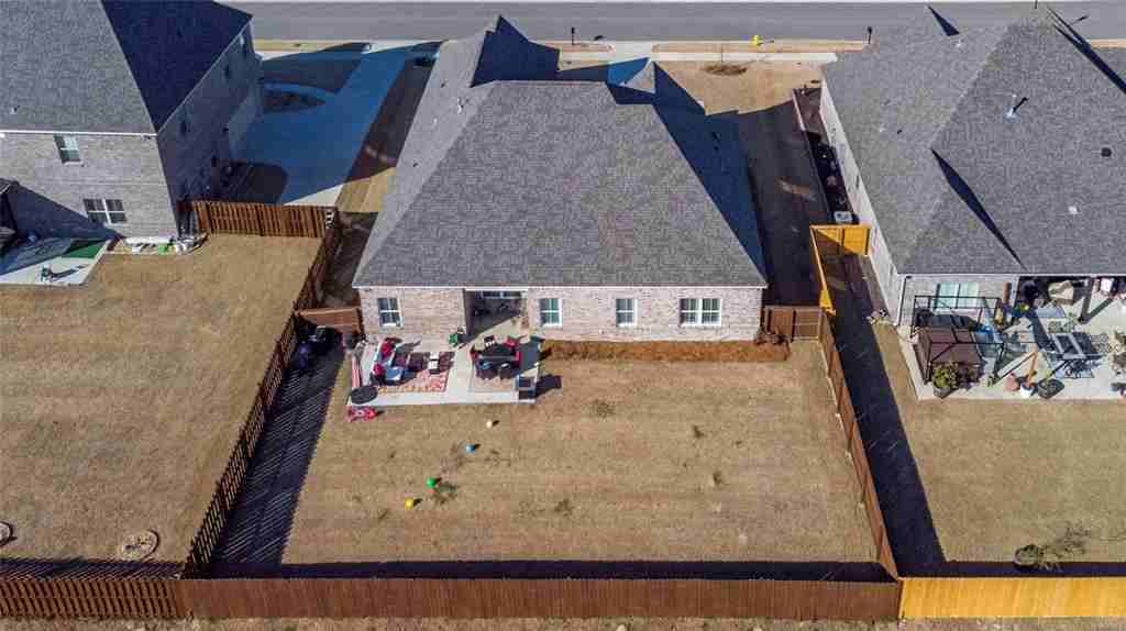 85 Bernard St - Photo 4 of 25