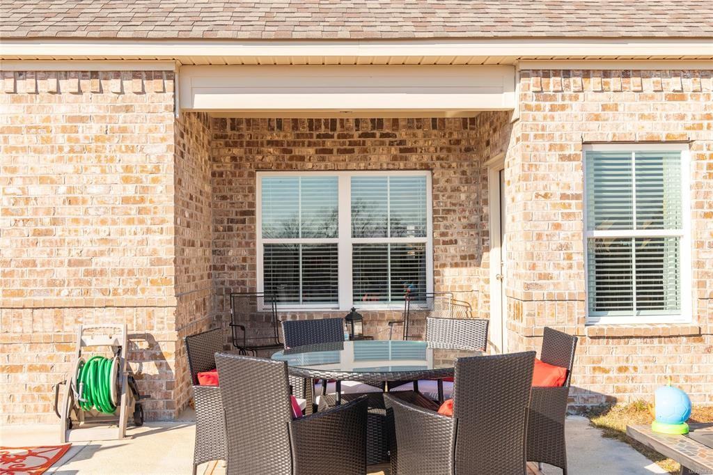 85 Bernard St - Photo 5 of 25