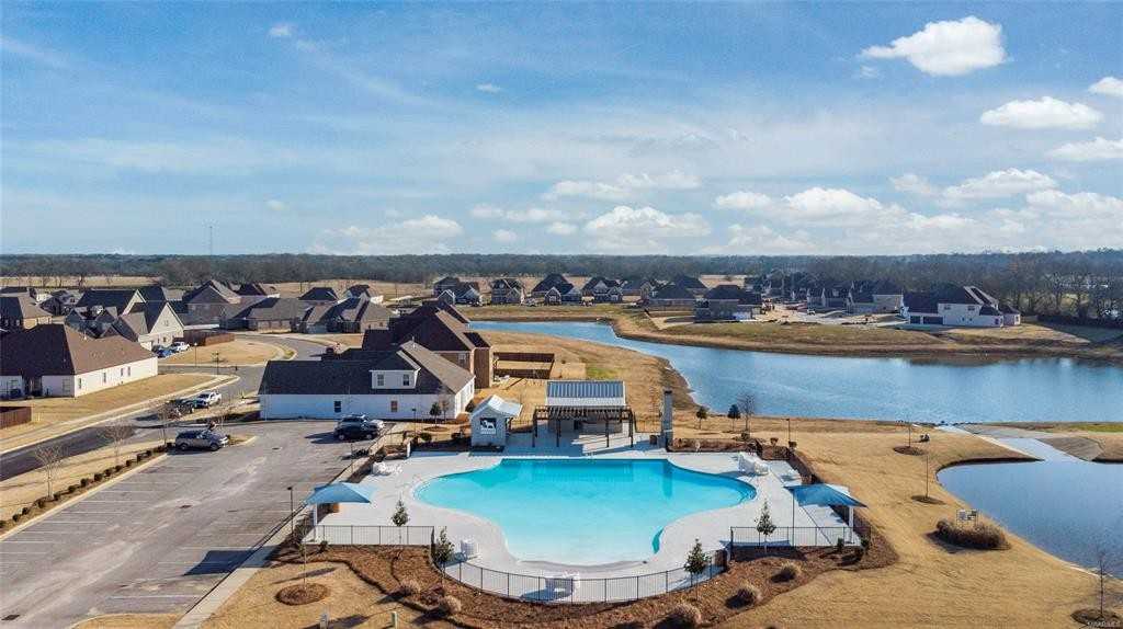 85 Bernard St - Photo 7 of 25