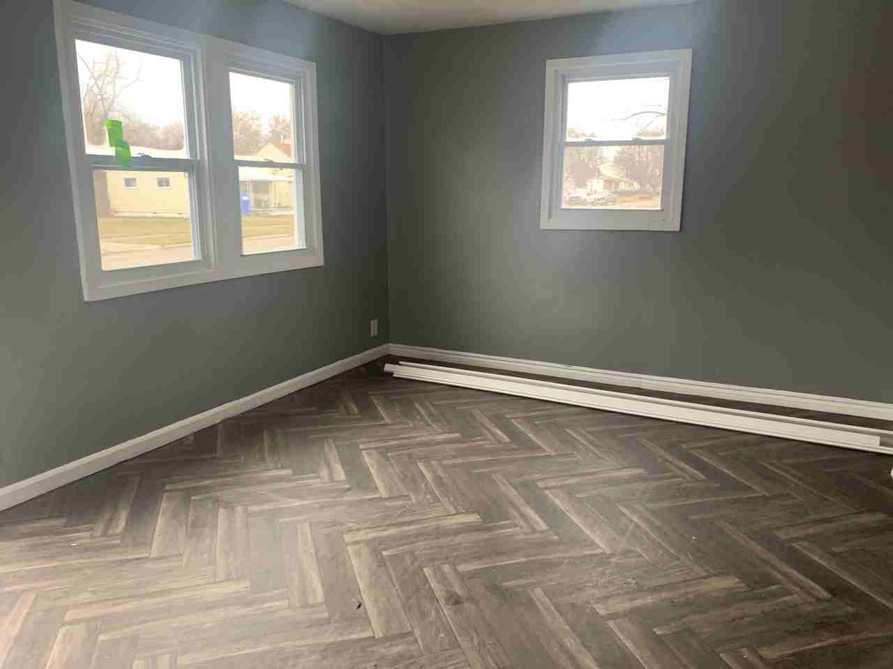 26089 Lehigh St - Photo 6 of 7