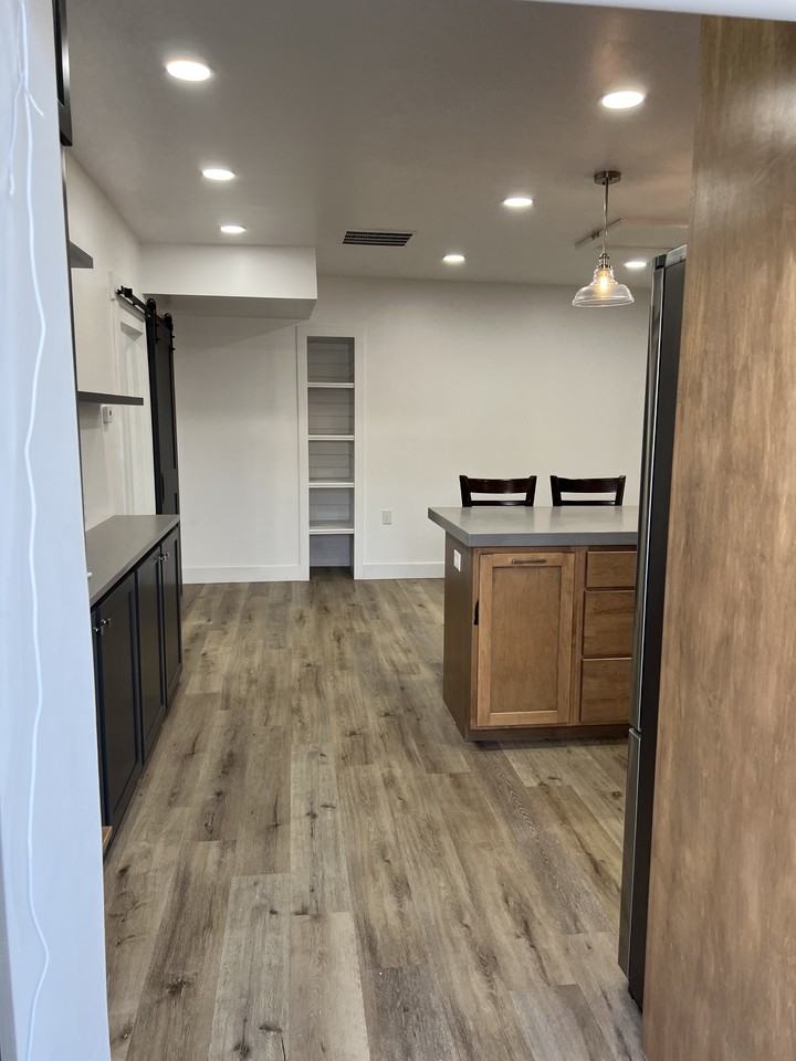 447 Main St - Photo 2 of 11