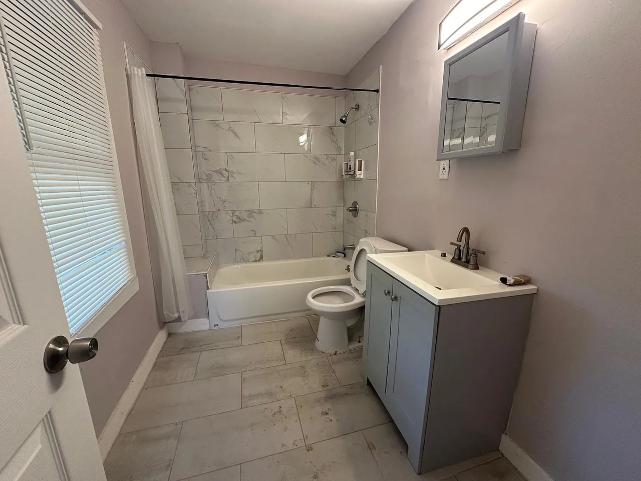 4167 Isabelle St - Photo 3 of 7