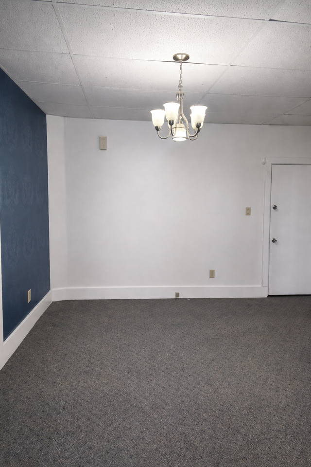 1330 Locust St #1 - Photo 6 of 7